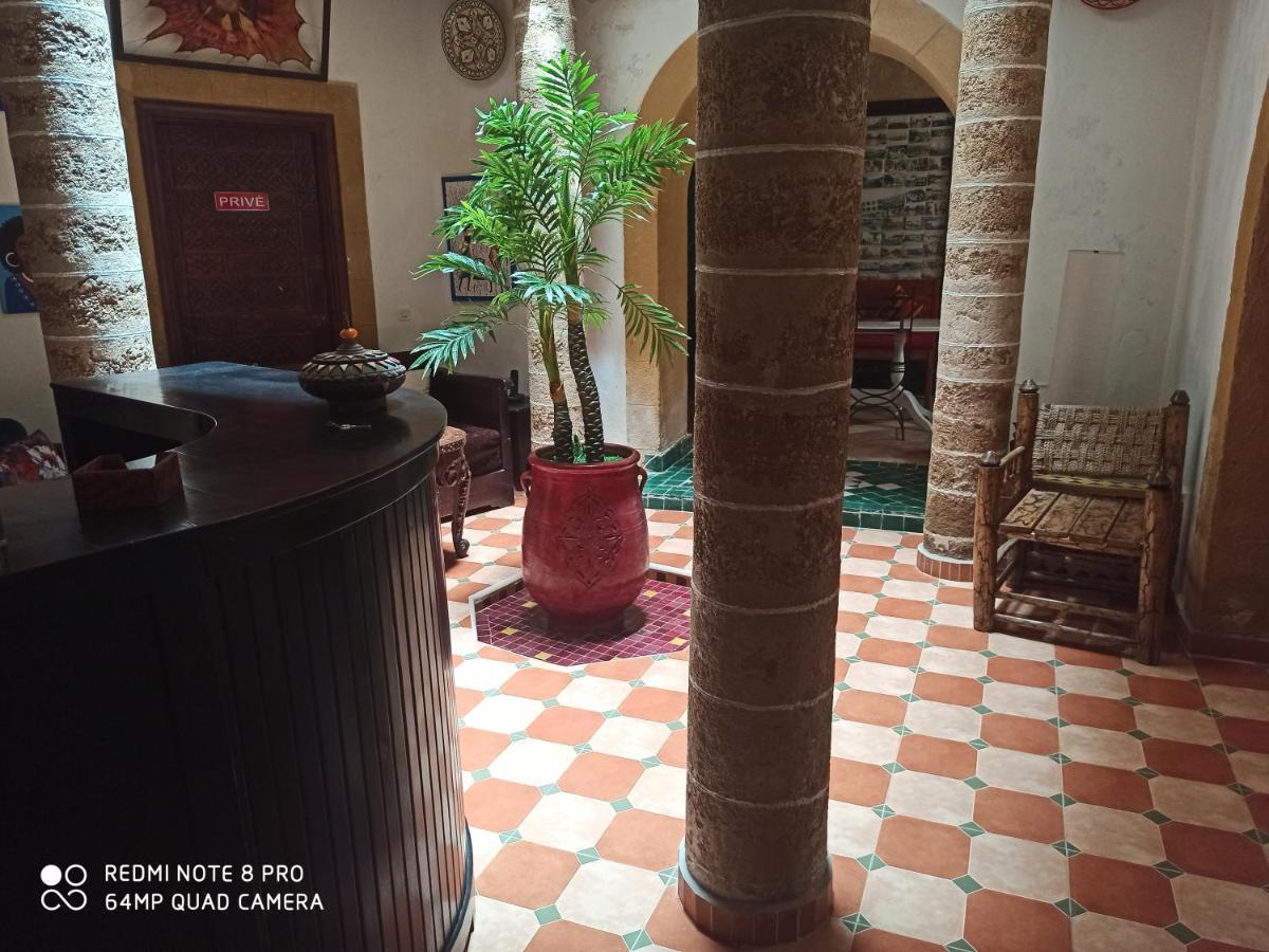 Riad La Rose Des Vents As-Sawíra Exteriér fotografie